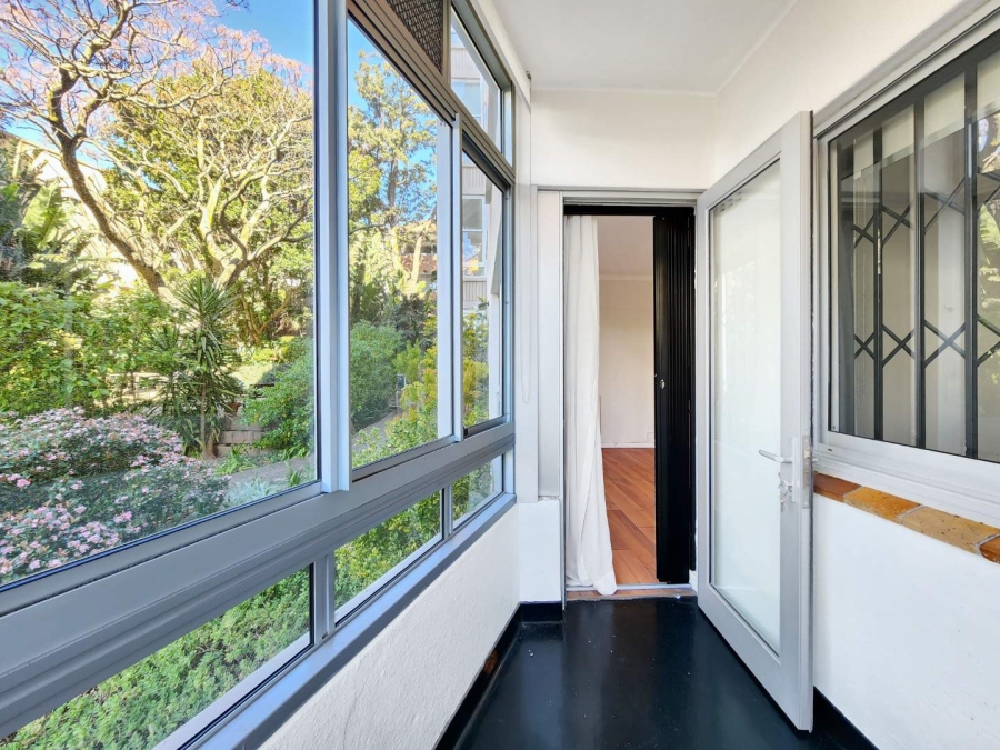 2 Bedroom Property for Sale in Green Point Western Cape